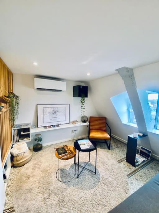 *Astoria 6* Appart Cosy En Plein Centre Vichy Luaran gambar